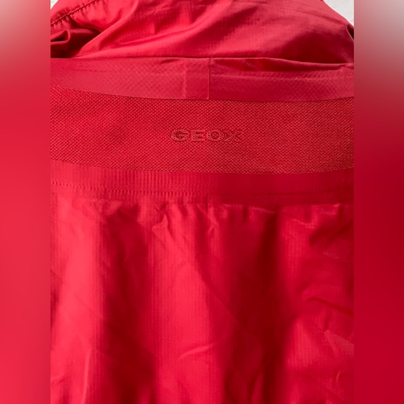 Geox Respira Performing Lightweight Jacket - Picture 11 of 13